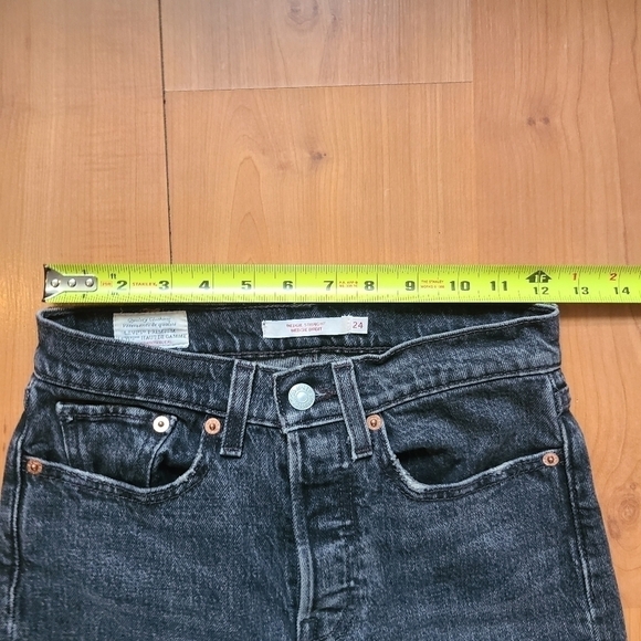 Levi's Wedgie Straight Jeans - Picture 9 of 14